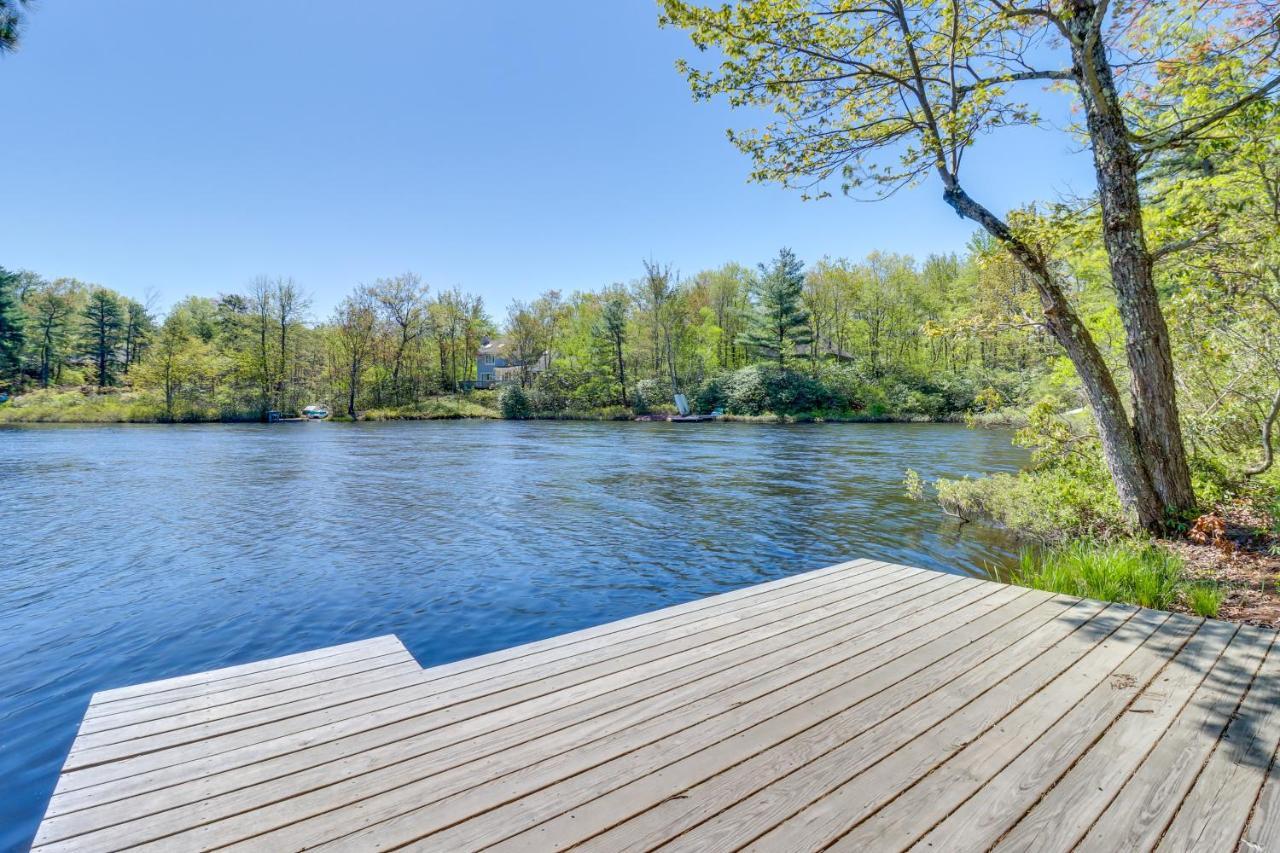 Lakefront Poconos Vacation Rental With Swim Dock! Long Pond Kültér fotó